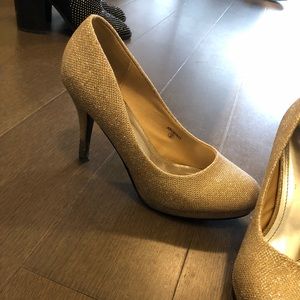 Beautiful Light Gold Heels